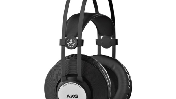 AKG K72